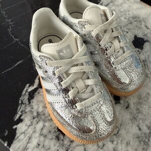Adidas viral Kids Metallic Silver Sneakers
